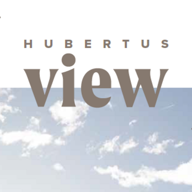 Unser aktueller Katalog zum Downloaden Himmel mit Wolken und Schriftzug Hubertus View
